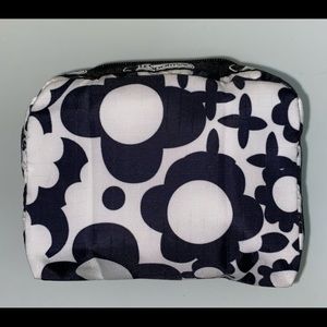 Lesportsac Retired Print (Summer 2007) WINK NWT Mini Cosmetic Case Pouch